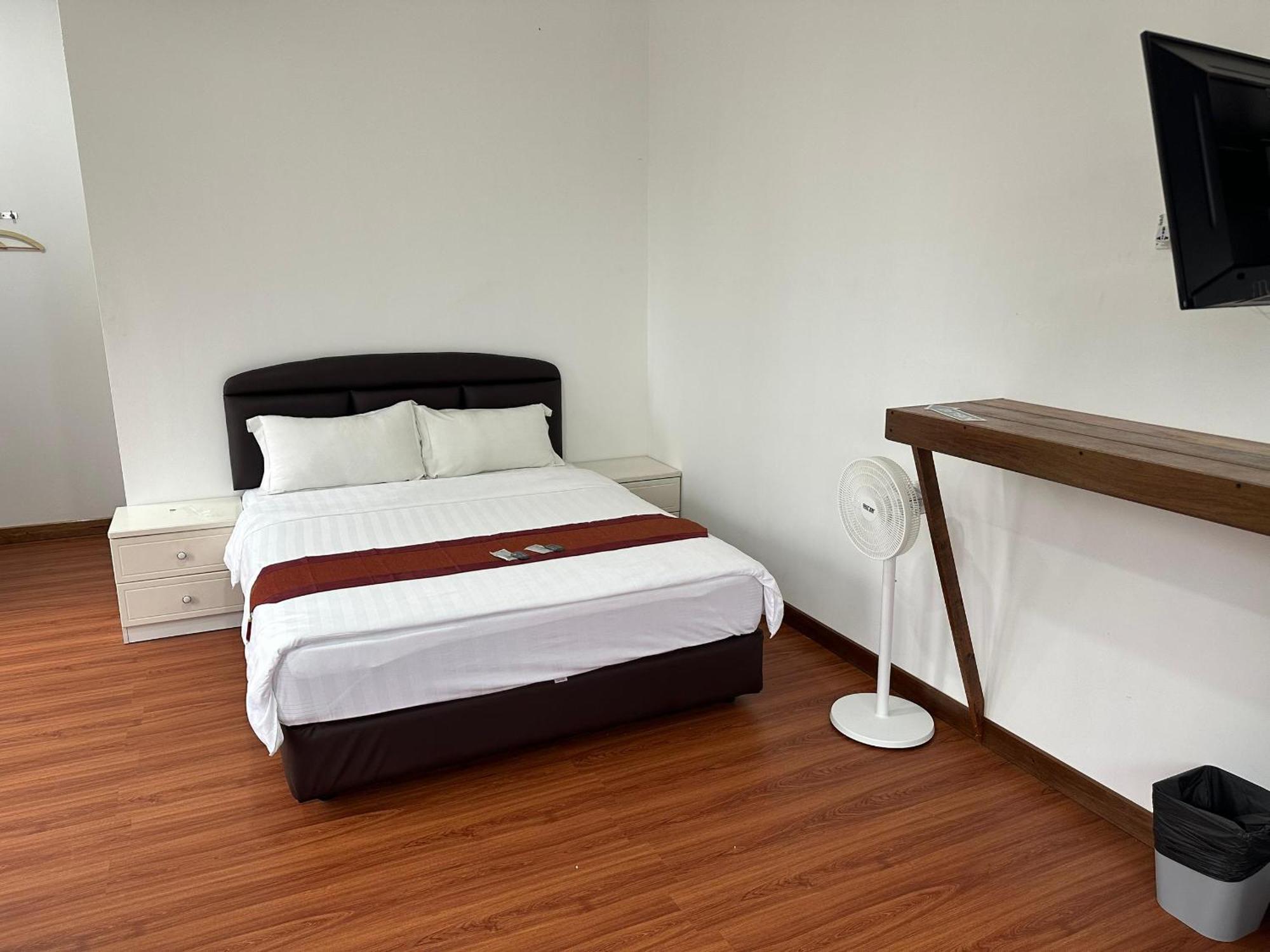 Ayana Holiday Resort Kampong Kundassan Room photo